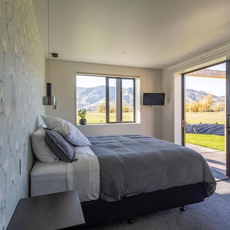Villa Relax In Rural Wanaka à Queensberry Extérieur photo